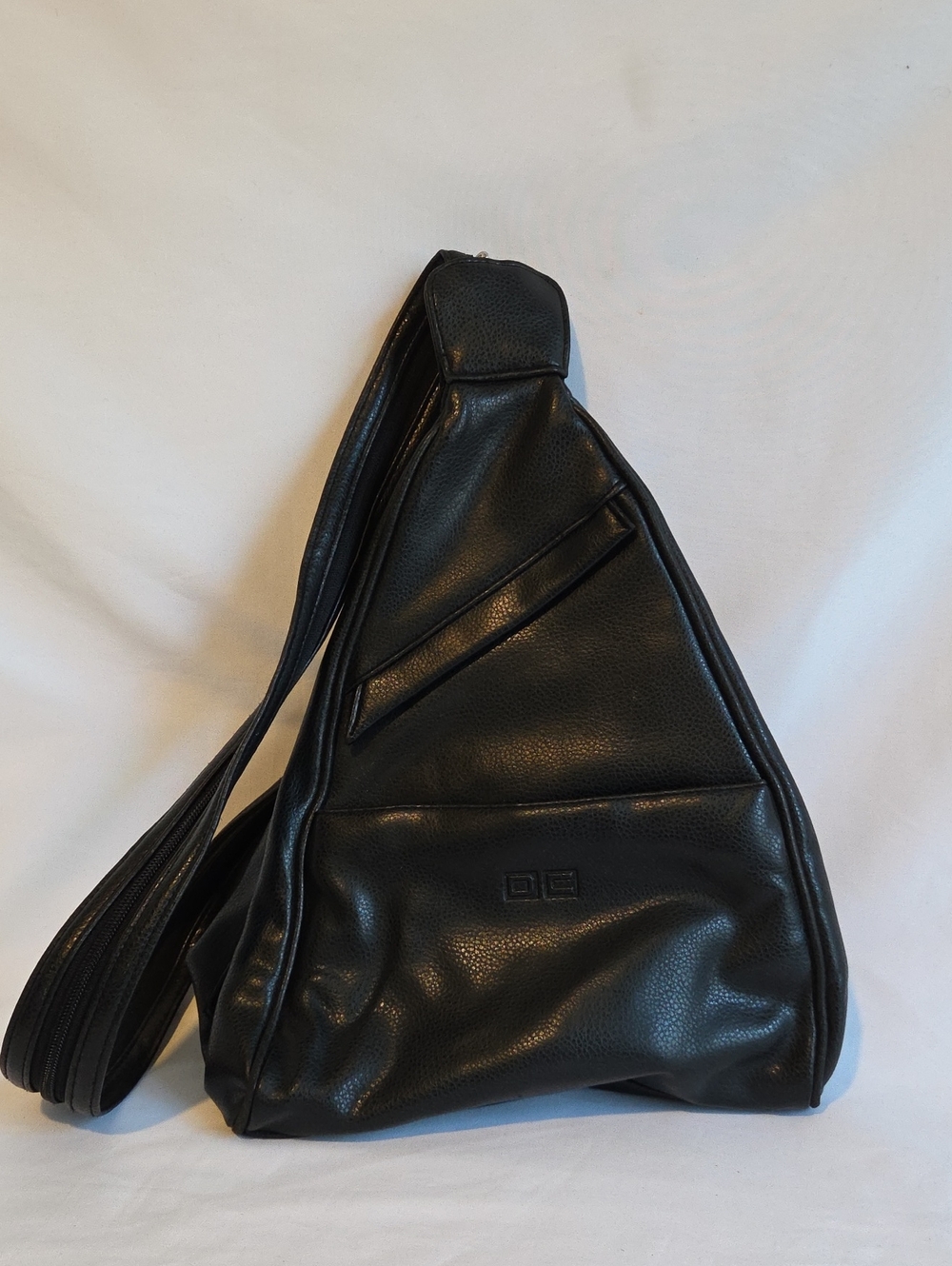 DC Black Men's Sling Belt Bag